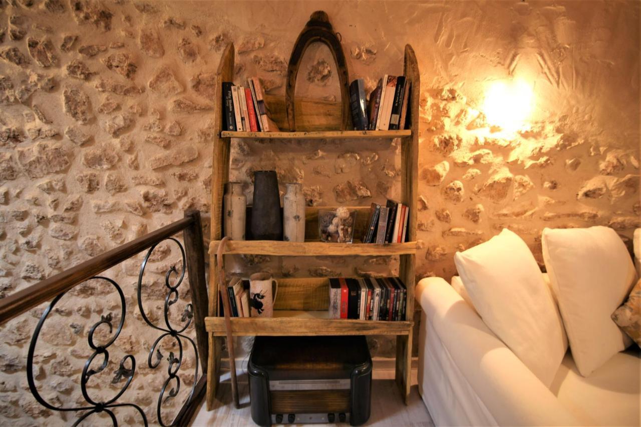فيلا Wabisabi Townhouse Montejo de la Vega de la Serrezuela المظهر الخارجي الصورة