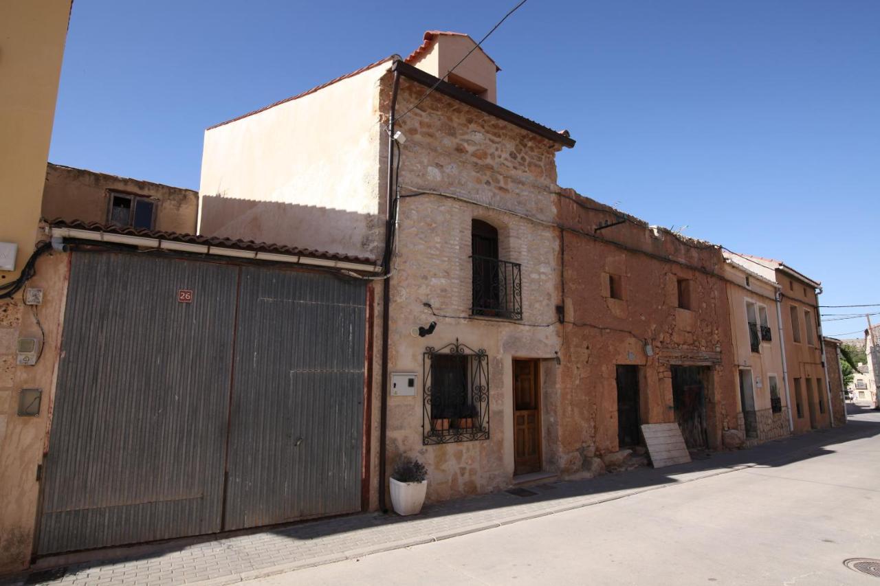 فيلا Wabisabi Townhouse Montejo de la Vega de la Serrezuela المظهر الخارجي الصورة